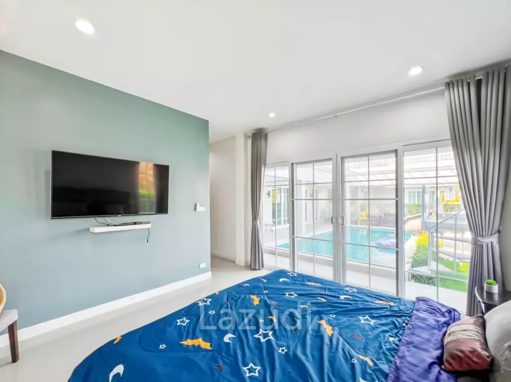 Modern 3-Bed Pool Villa 165 Sqm in Mountain View Cha-Am