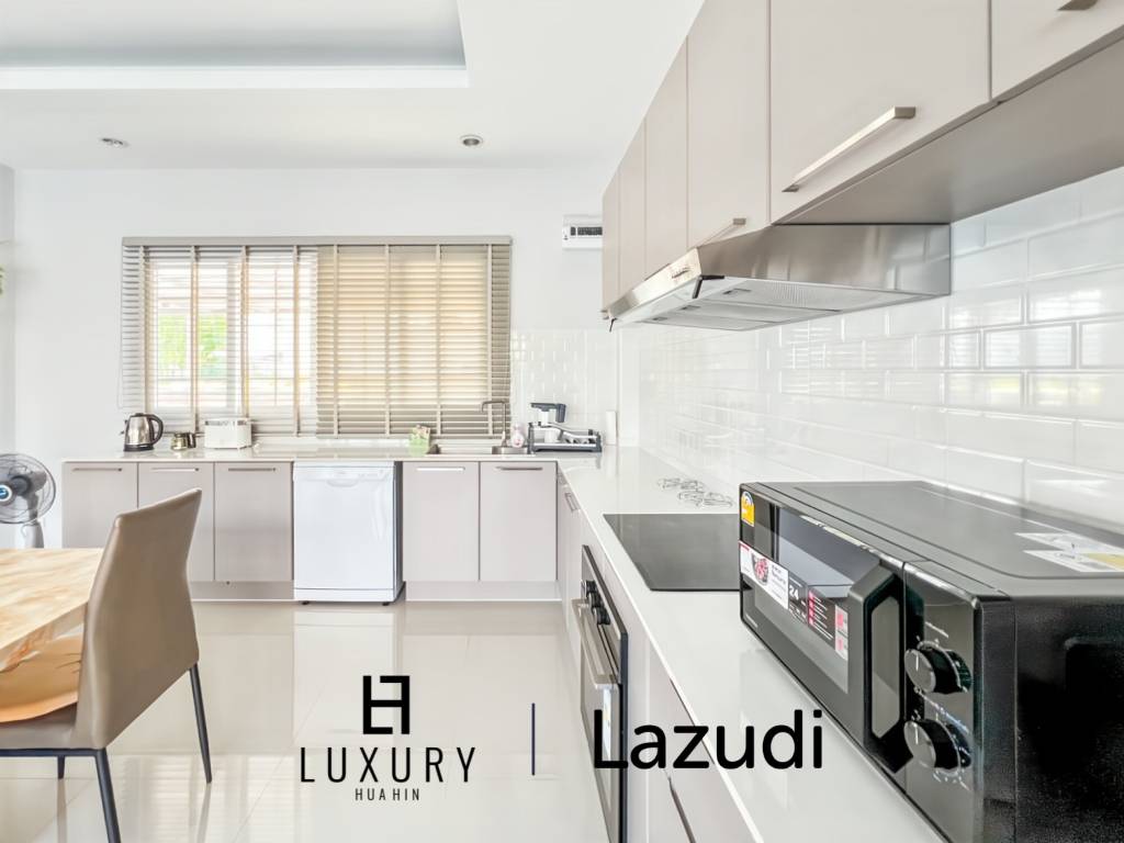 Modern 3-Bed Pool Villa 165 Sqm in Mountain View Cha-Am