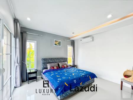 Modern 3-Bed Pool Villa 165 Sqm in Mountain View Cha-Am