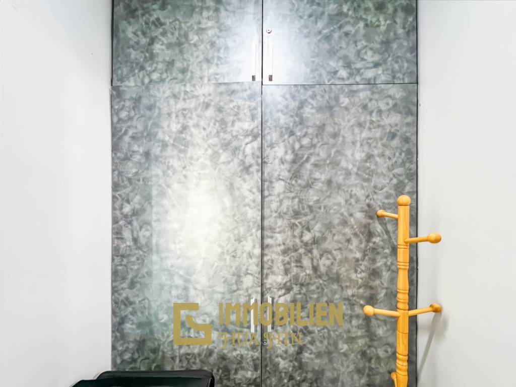 3 Schlafzimmer + 2 Bäder / privater Pool / komplett möbliert