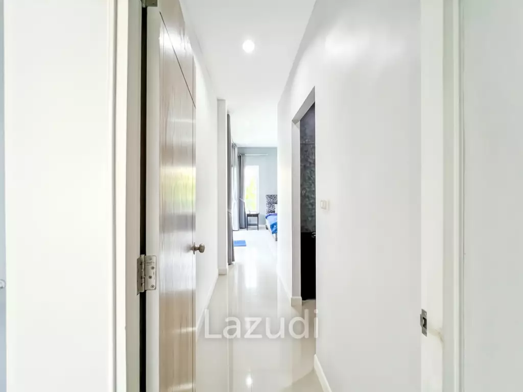 Modern 3-Bed Pool Villa 165 Sqm in Mountain View Cha-Am
