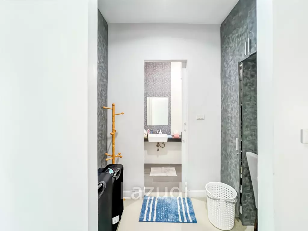 Modern 3-Bed Pool Villa 165 Sqm in Mountain View Cha-Am