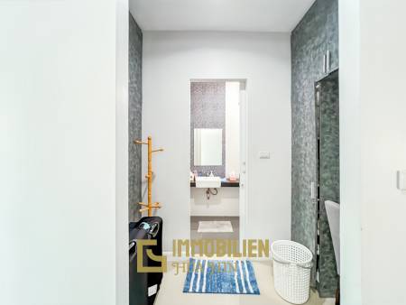 3 Schlafzimmer + 2 Bäder / privater Pool / komplett möbliert