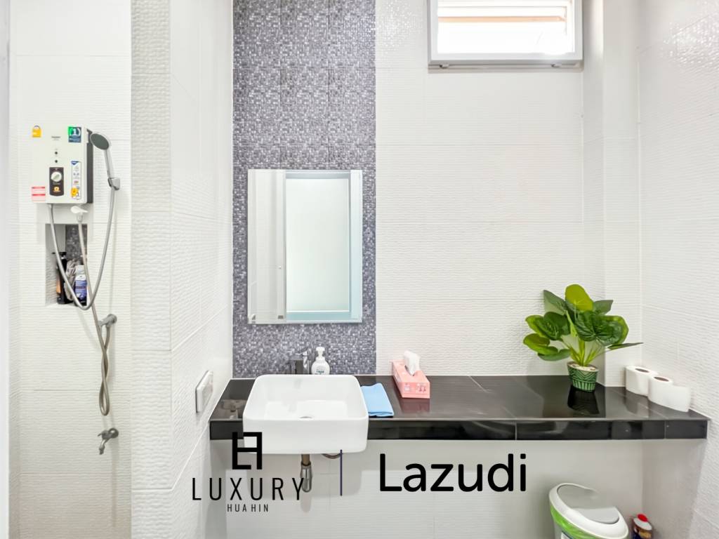 Modern 3-Bed Pool Villa 165 Sqm in Mountain View Cha-Am