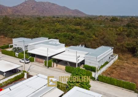 3 Schlafzimmer + 2 Bäder / privater Pool / komplett möbliert