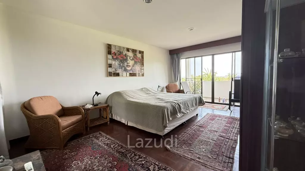 PALM HILLS CONDO : 3 bed 175 sqm with golf course views