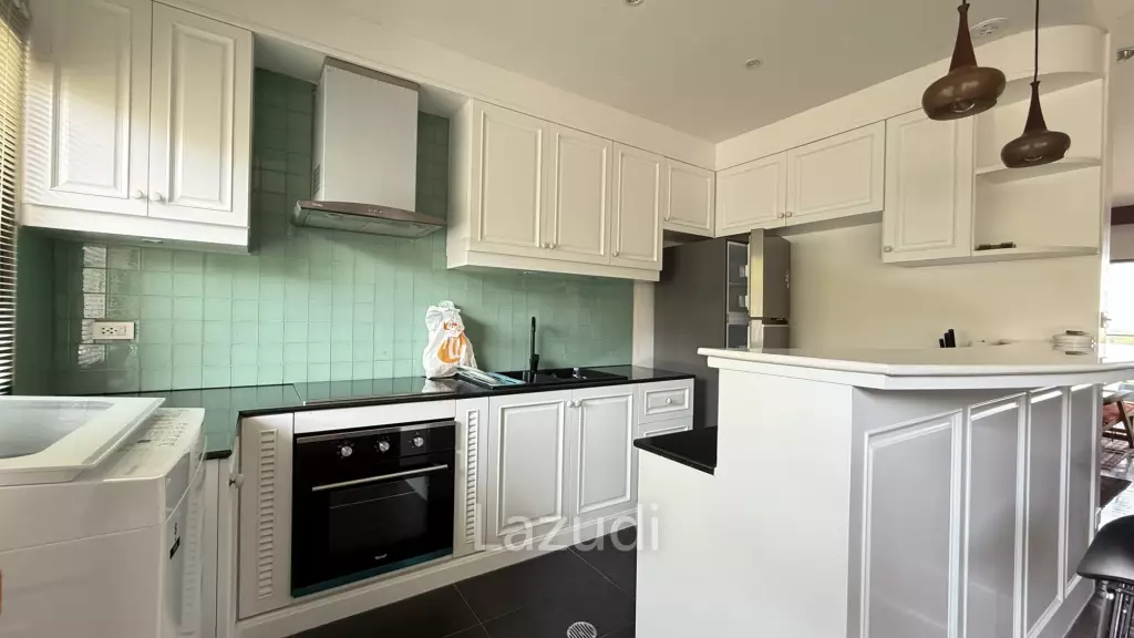 PALM HILLS CONDO : 3 bed 175 sqm with golf course views