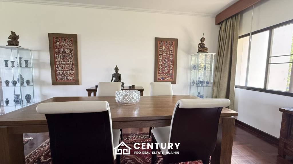 175 ตร.ม 3 เตียง 2 อาบน้ำ คอนโดมิเนียม For เช่า