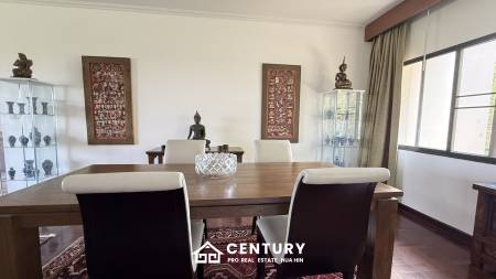 175 ตร.ม 3 เตียง 2 อาบน้ำ คอนโดมิเนียม For เช่า