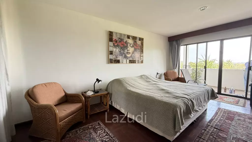 PALM HILLS CONDO : 3 bed 175 sqm with golf course views