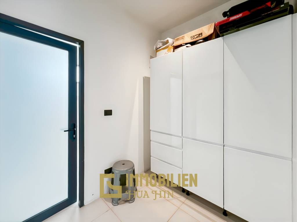 Studio-Eigentumswohnung / voll möbliert / 80 qm