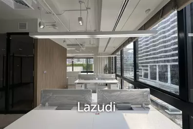 90 sqm modern office in Gaysorn Amarin Tower Lumpini Bangkok