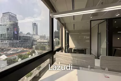 90 sqm modern office in Gaysorn Amarin Tower Lumpini Bangkok