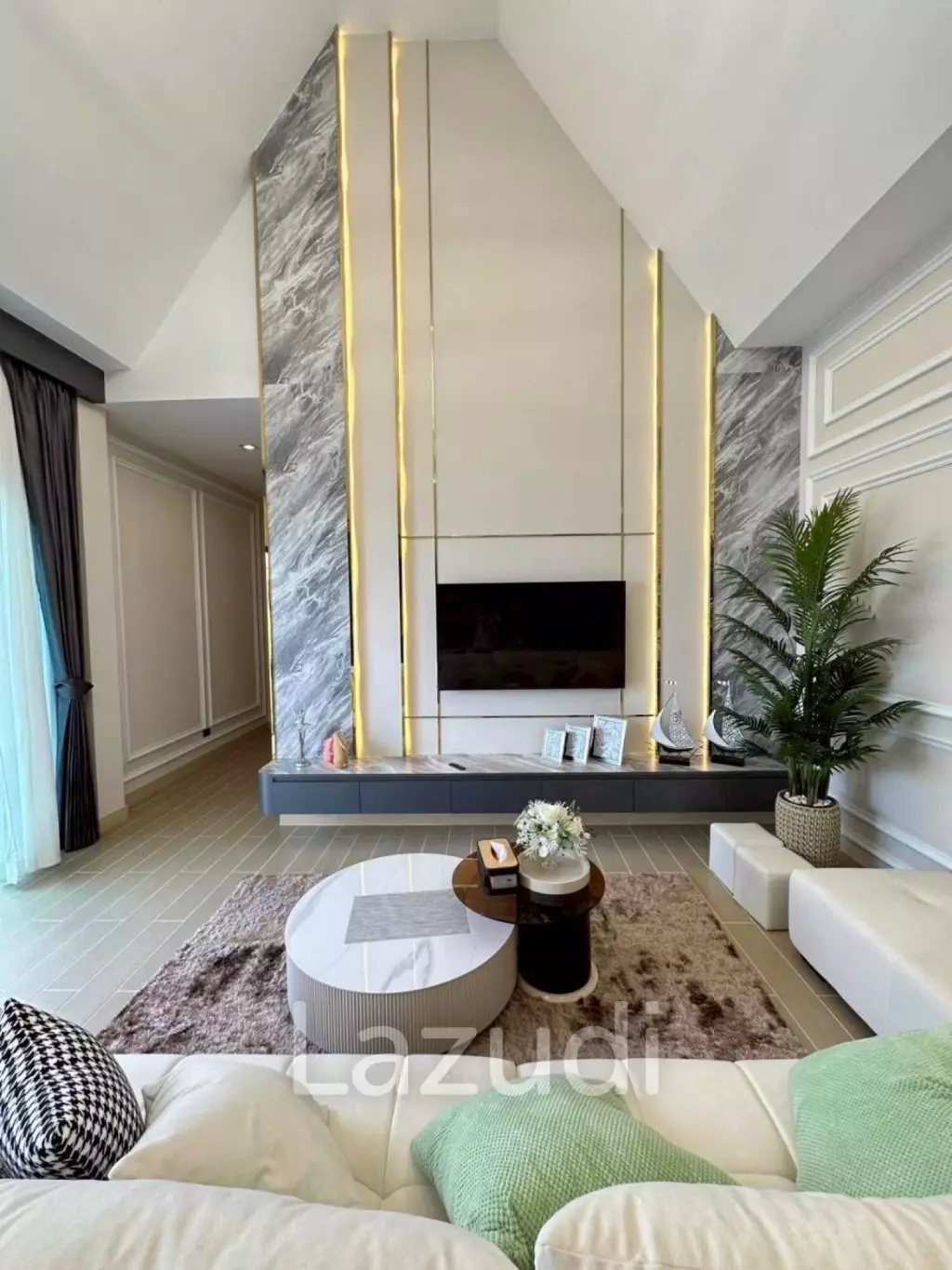 3 Bedroom 4 Bathroom 208 SQ.M. Celestial Villa Pattaya