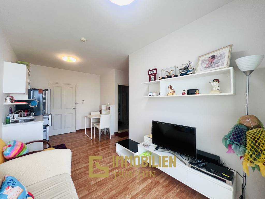 6. Stock / voll möbliert / Balkon