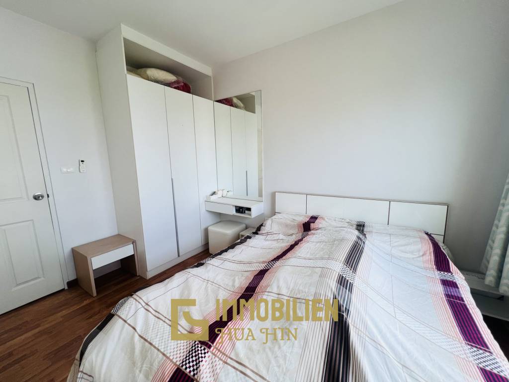 6. Stock / voll möbliert / Balkon