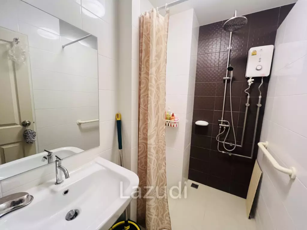 33.69 sqm 1 Bedroom on 6th Floor at The Trust