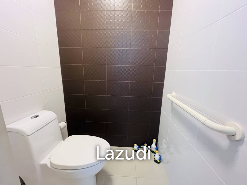 33.69 sqm 1 Bedroom on 6th Floor at The Trust