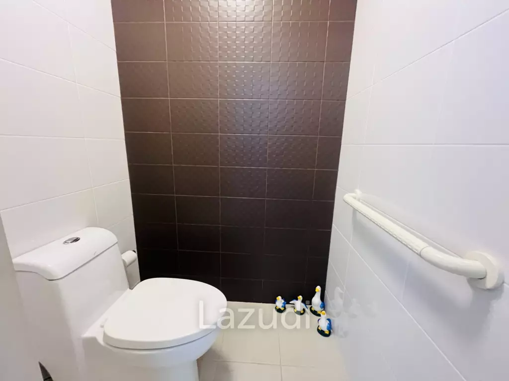 33.69 sqm 1 Bedroom on 6th Floor at The Trust