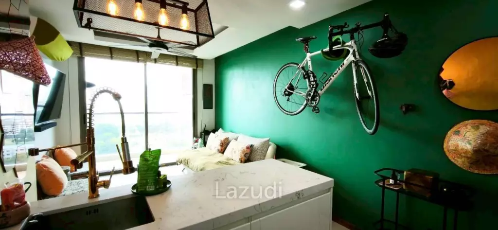 1 Bedroom 1 Bathroom 43 SQ.M. The Peak Towers