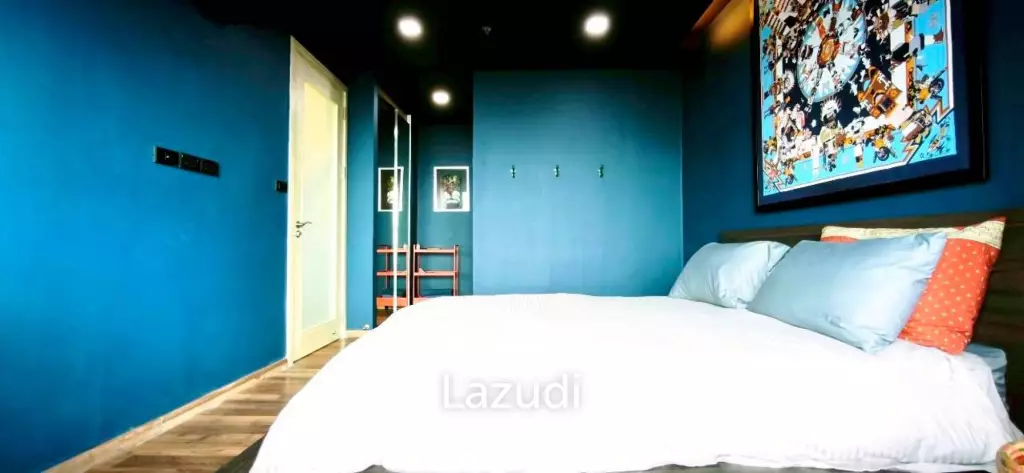 1 Bedroom 1 Bathroom 43 SQ.M. The Peak Towers