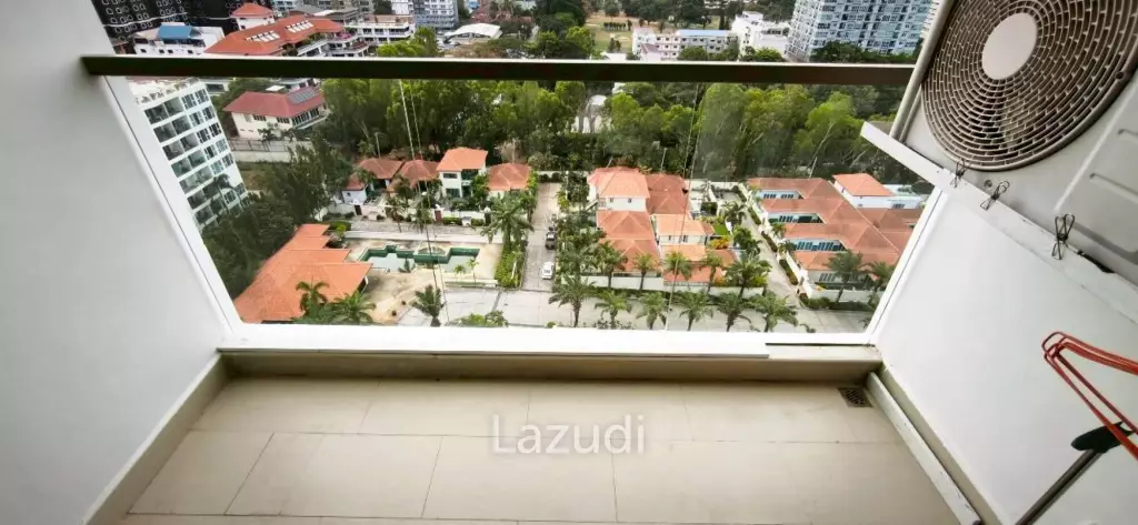 1 Bedroom 1 Bathroom 43 SQ.M. The Peak Towers