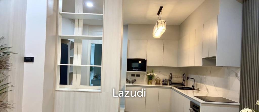 4 Bedroom 4 Bathroom 250 SQ.M. T.W. Garden Hill