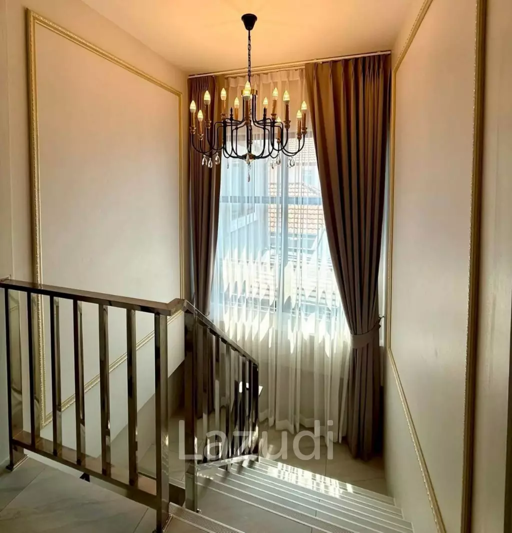 4 Bedroom 4 Bathroom 250 SQ.M. T.W. Garden Hill