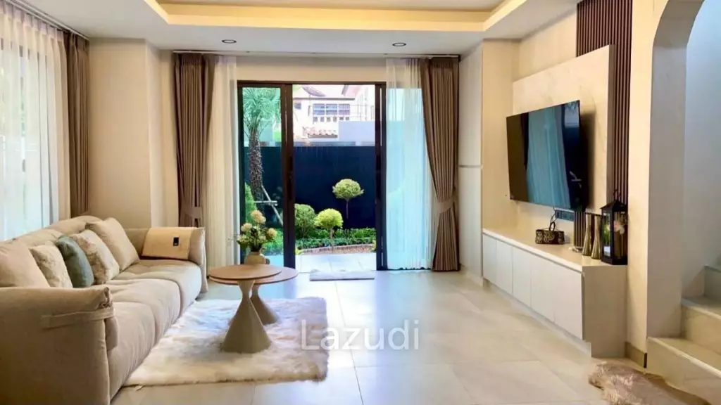 4 Bedroom 4 Bathroom 250 SQ.M. T.W. Garden Hill