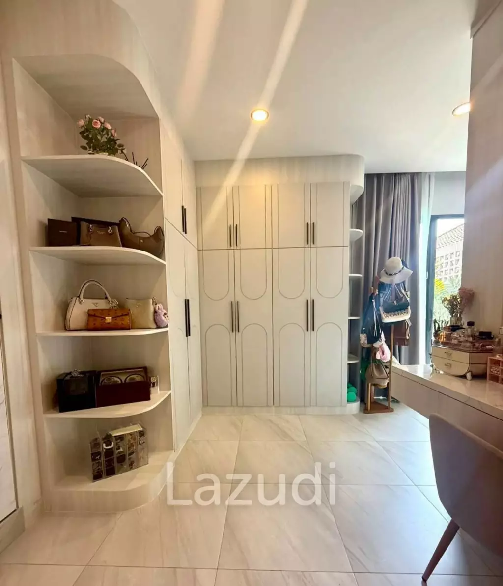 4 Bedroom 4 Bathroom 250 SQ.M. T.W. Garden Hill