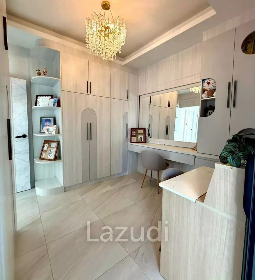 4 Bedroom 4 Bathroom 250 SQ.M. T.W. Garden Hill