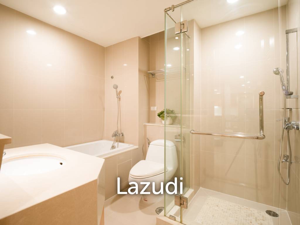 70 sqm 1 Bed Apartment at Baan Bannavan Khlong Tan Nuea