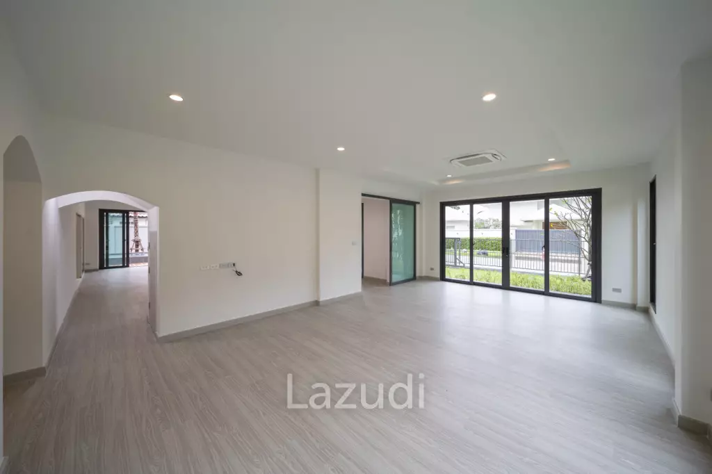 Spacious 5-Bedroom Pool Villa Just 50m to the Beach