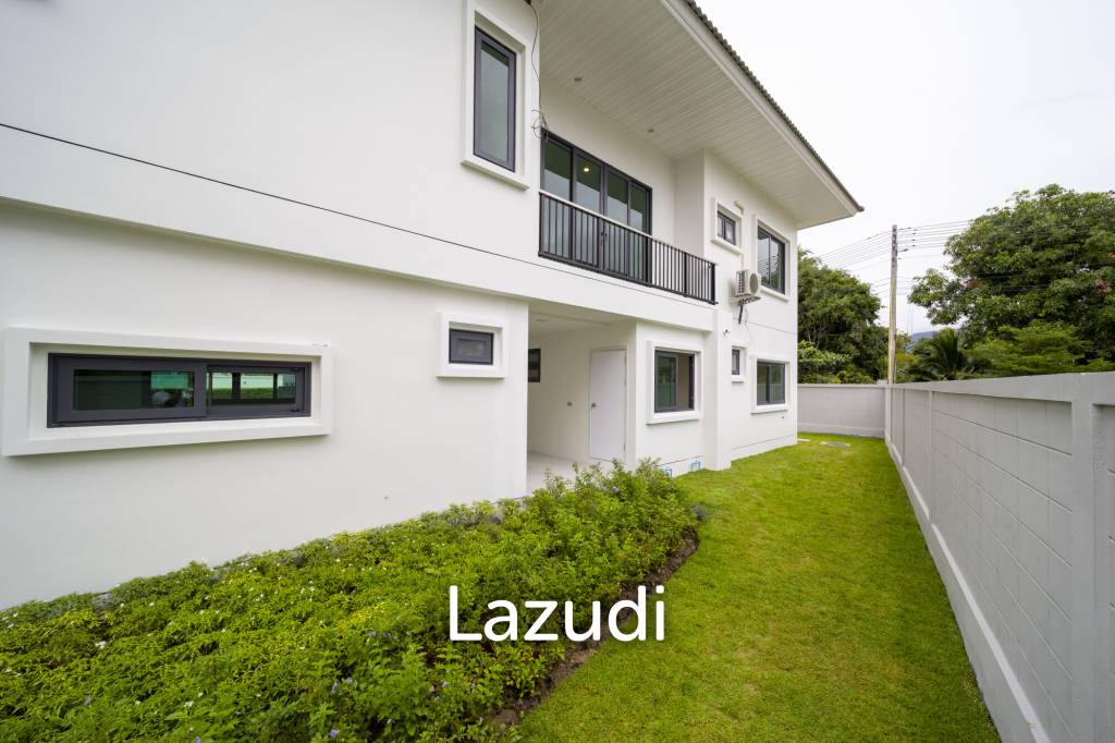 Spacious 5-Bedroom Pool Villa Just 50m to the Beach