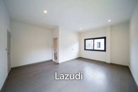 Spacious 4-Bedroom Pool Villa Just 50m to the Beach