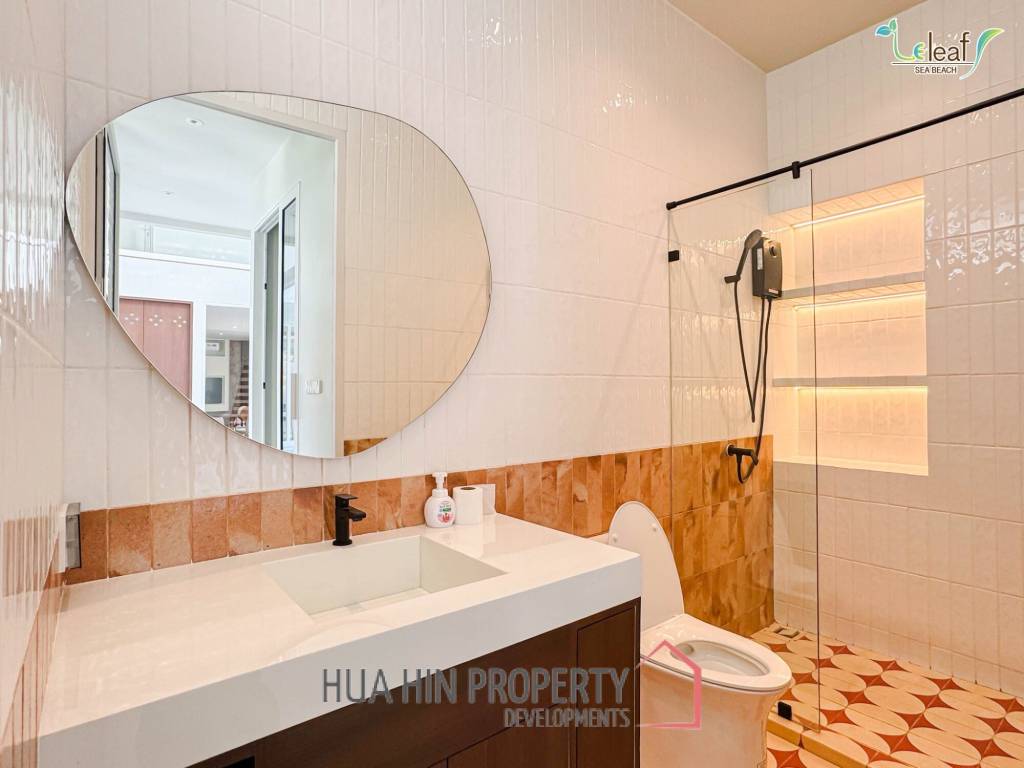 350 sqm modern pool villa in Pak Nam Pran Leleaf Sea Beach project