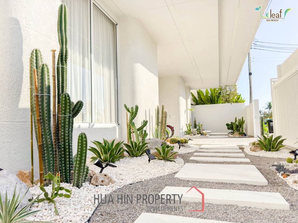 350 sqm modern pool villa in Pak Nam Pran Leleaf Sea Beach project