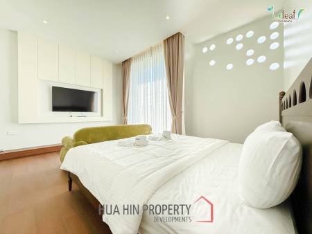 350 sqm modern pool villa in Pak Nam Pran Leleaf Sea Beach project