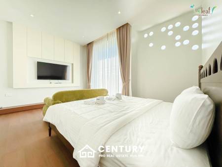 350 sqm modern pool villa in Pak Nam Pran Leleaf Sea Beach project