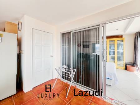 Sea View 2-Bedroom Condo on High Floor at Jamjuree Condo