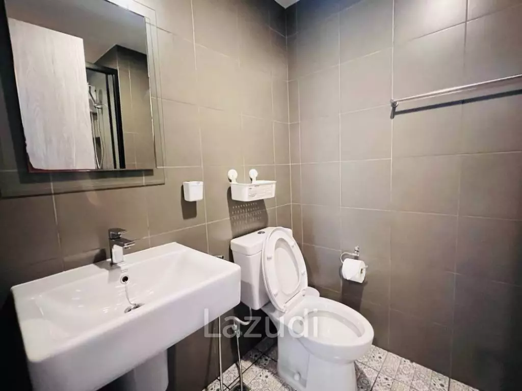 35 sqm condo La Casita Hua Hin City pool view