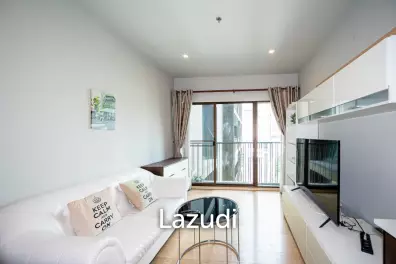 Bright 50.5 sqm 1 Bedroom Condo Noble Refine Khlong Toei Bangkok