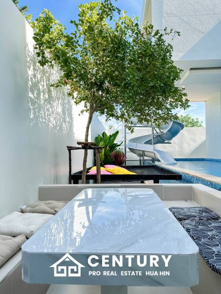 368 Kvm 4 Seng 5 Bad Villa for Salg