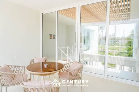 368 Kvm 4 Seng 5 Bad Villa for Salg