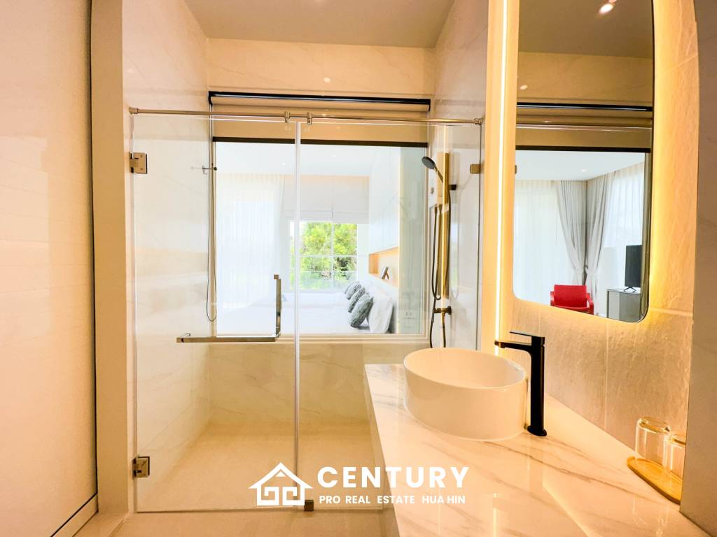 368 Kvm 4 Seng 5 Bad Villa for Salg