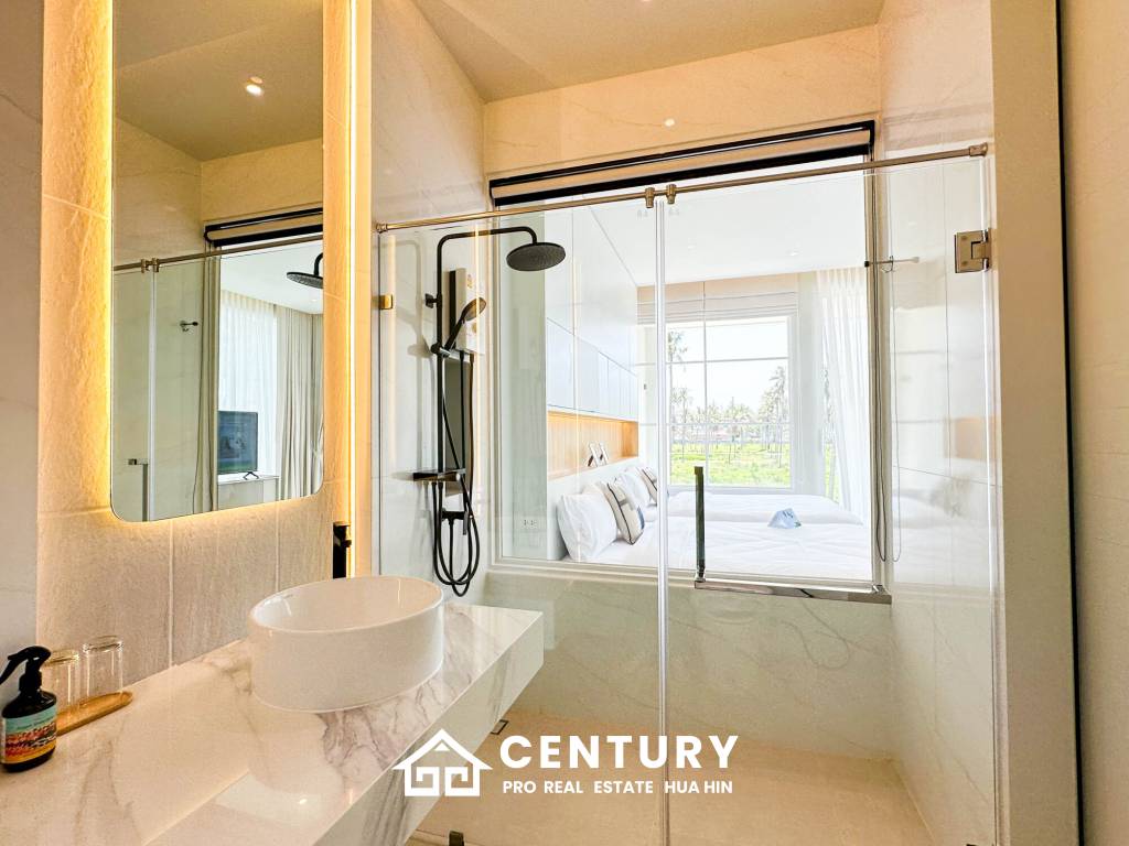 368 Kvm 4 Seng 5 Bad Villa for Salg