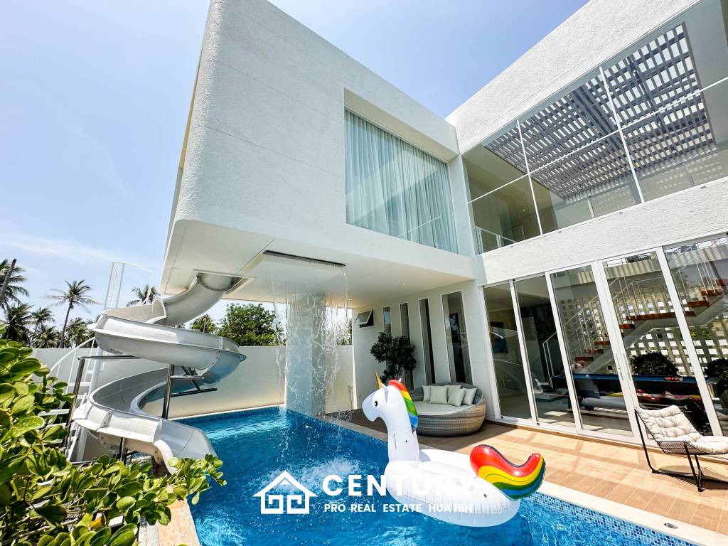 368 Kvm 4 Seng 5 Bad Villa for Salg