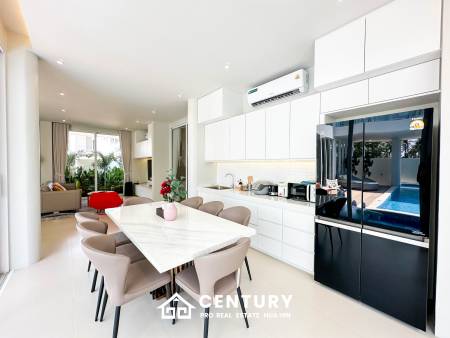 368 Kvm 4 Seng 5 Bad Villa for Salg