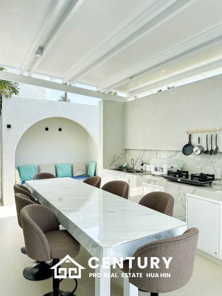 368 Kvm 4 Seng 5 Bad Villa for Salg