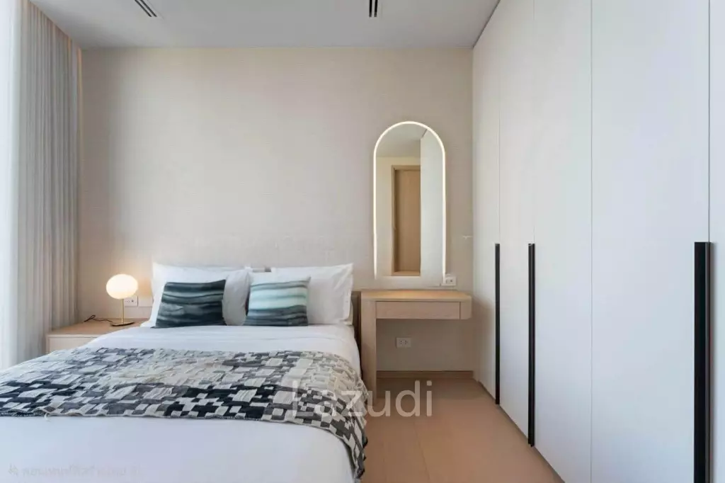 190 sqm high floor condo at SCOPE Langsuan Lumpini Bangkok